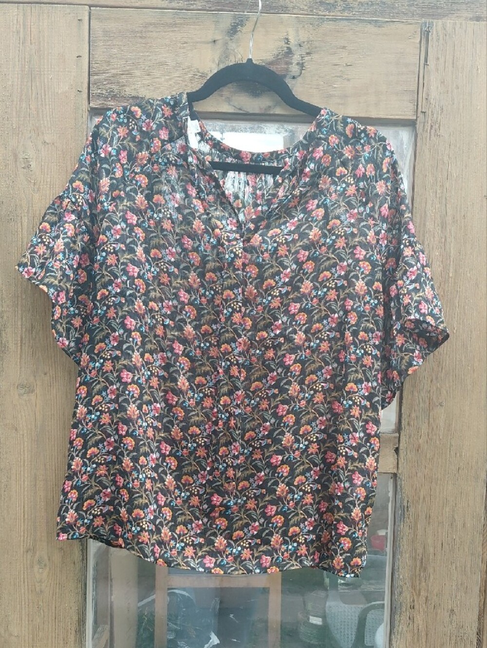 LOFT Black Floral Short-Sleeve Peasant Blouse with Pink & Red Flowers - Picture 6 of 11